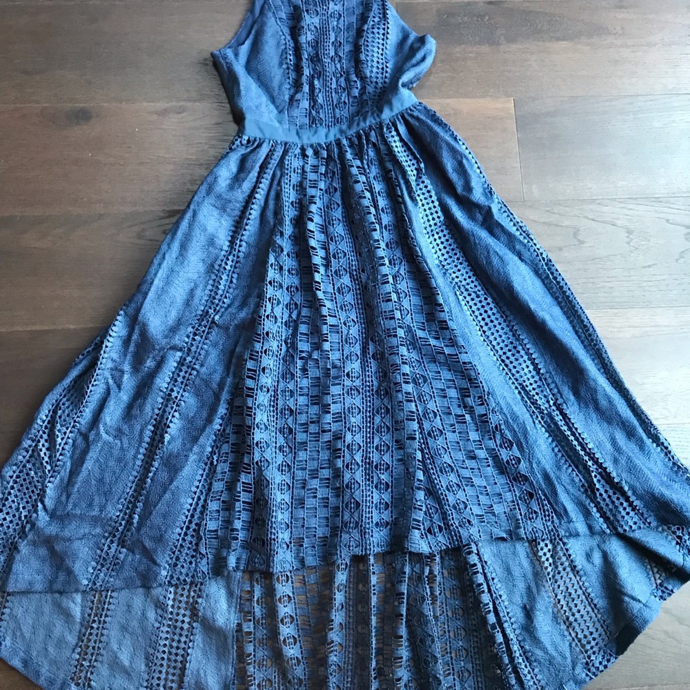 ⭕️SOLD⭕️ModCloth navy blue lacey dress